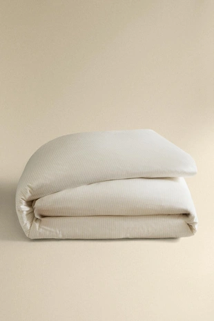 Декоративное покрывало из атласа (300 нитей)- Заказать в России