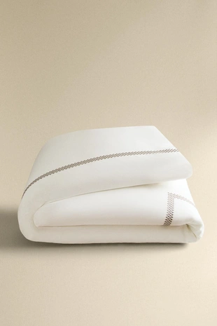 Двуспальный комплект из сатина с геометрической вышивкой- Заказать в России