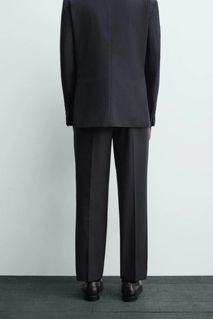 Костюмные брюки из высокотехнологичной ткани NON-IRON- Заказать в России