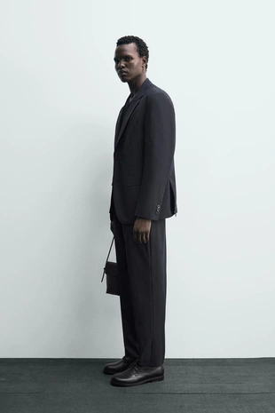 Костюмные брюки из высокотехнологичной ткани NON-IRON- Заказать в России