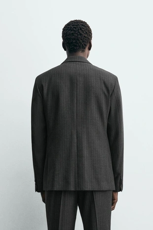 Блейзер в тонкую полоску- Заказать в России