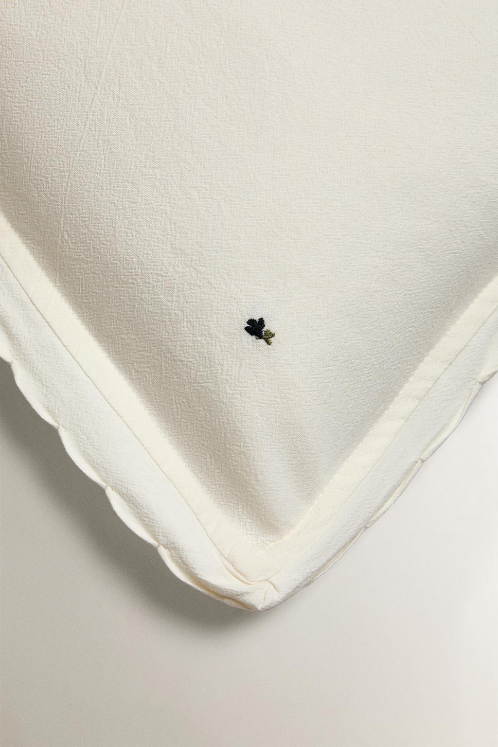 Детский чехол с цветочным принтом