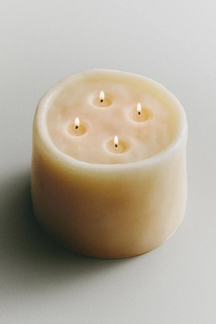 Декоративная бежевая свеча- Заказать в России