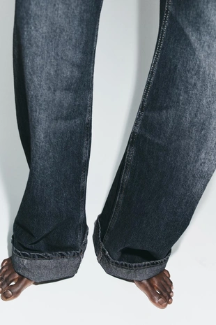 Джинсы TRF BAGGY FOLDED со средней посадкой- Заказать в России