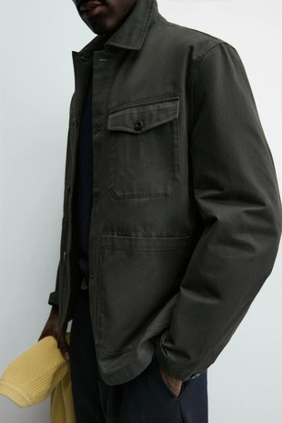 Куртка-рубашка классического кроя с карманами- Заказать в России