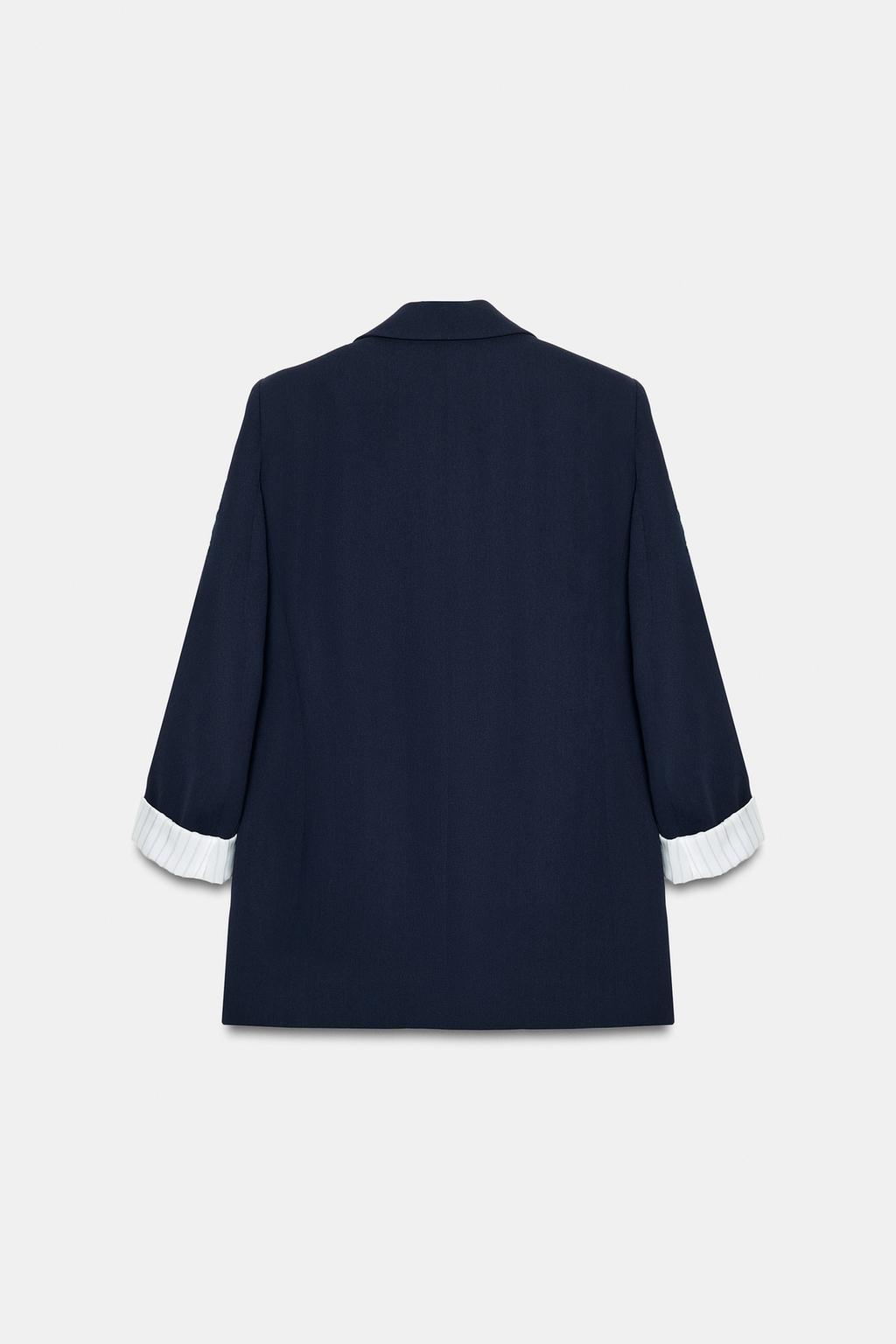 БЛЕЙЗЕР С ЗАВЕРНУТЫМИ РУКАВАМИ И ПРИНТОВАННЫМИ МАНЖЕТАМИ