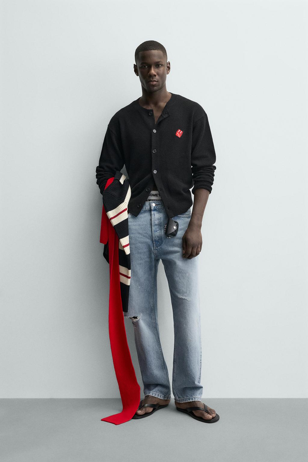 КАРДИГАН С НАШИВКОЙ В ВИДЕ ИГРАЛЬНЫХ КОСТЕЙ И СЕРДЕЦ