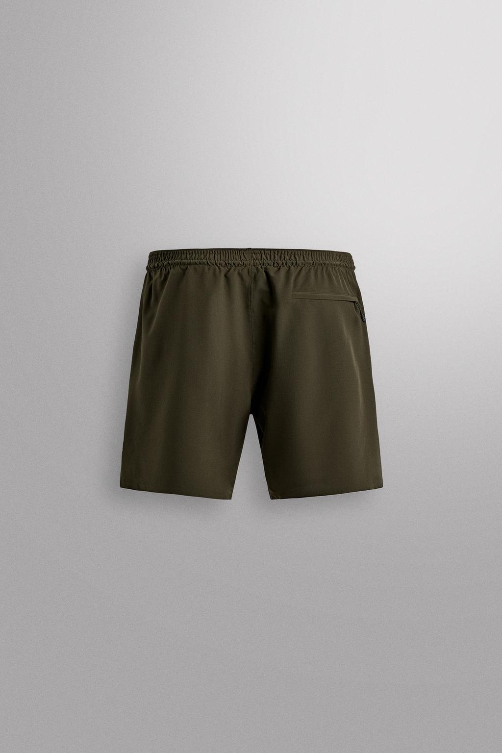 ШОРТЫ-КАРГО ИЗ ВЫСОКОТЕХНОЛОГИЧНОЙ ТКАНИ