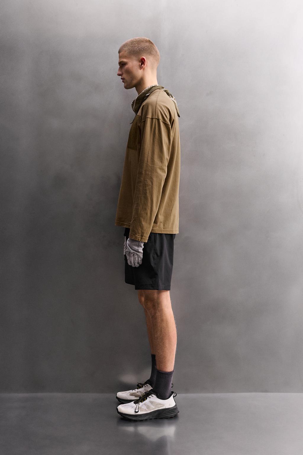 ШОРТЫ-КАРГО ИЗ ВЫСОКОТЕХНОЛОГИЧНОЙ ТКАНИ