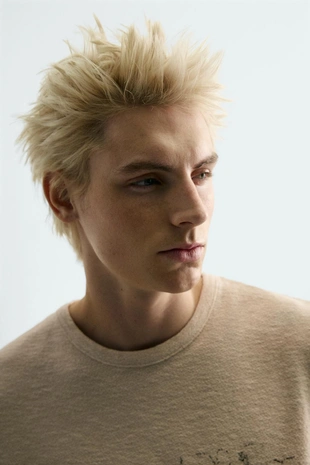 Трикотажная майка с контрастным принтом- Заказать в России