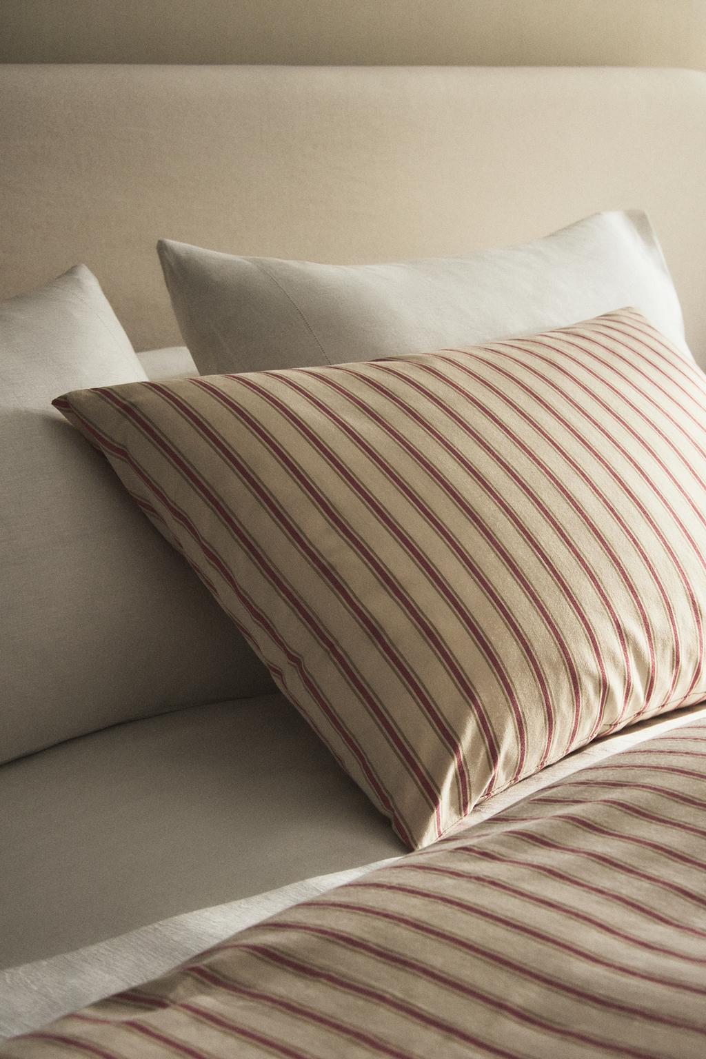 Наволочка из перкаля с полосками (300 нитей)