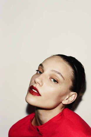 Кружевной бюстгальтер с треугольными чашками- Заказать в России