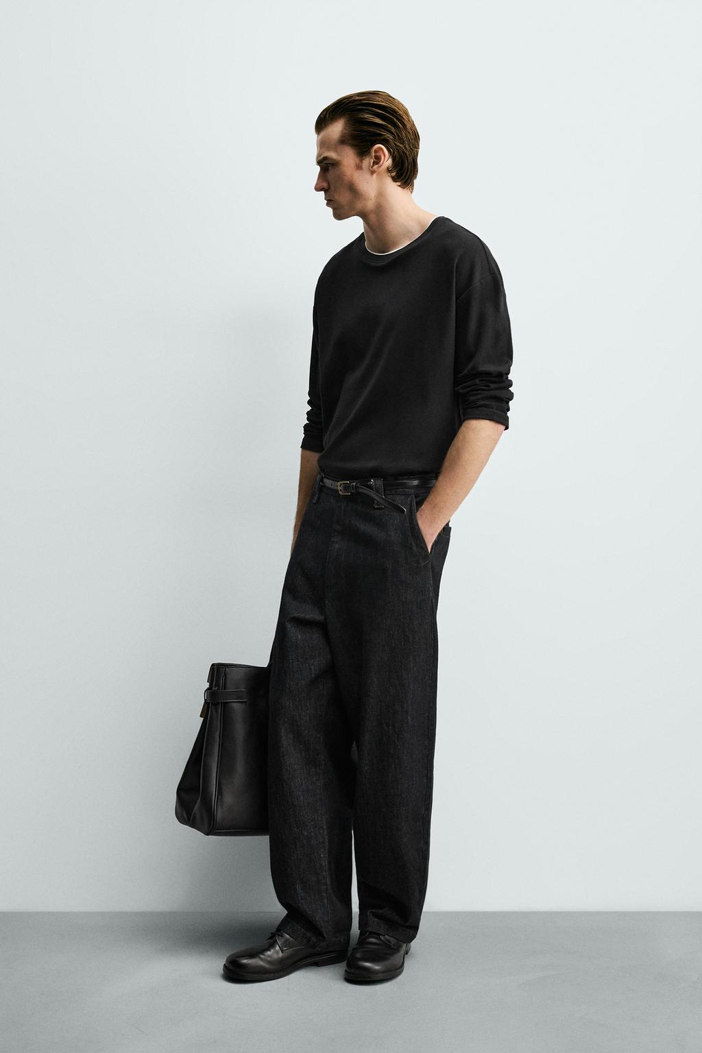 ФУТБОЛКА С ДВОЙНЫМИ КОНТРАСТНЫМИ ДЕТАЛЯМИ