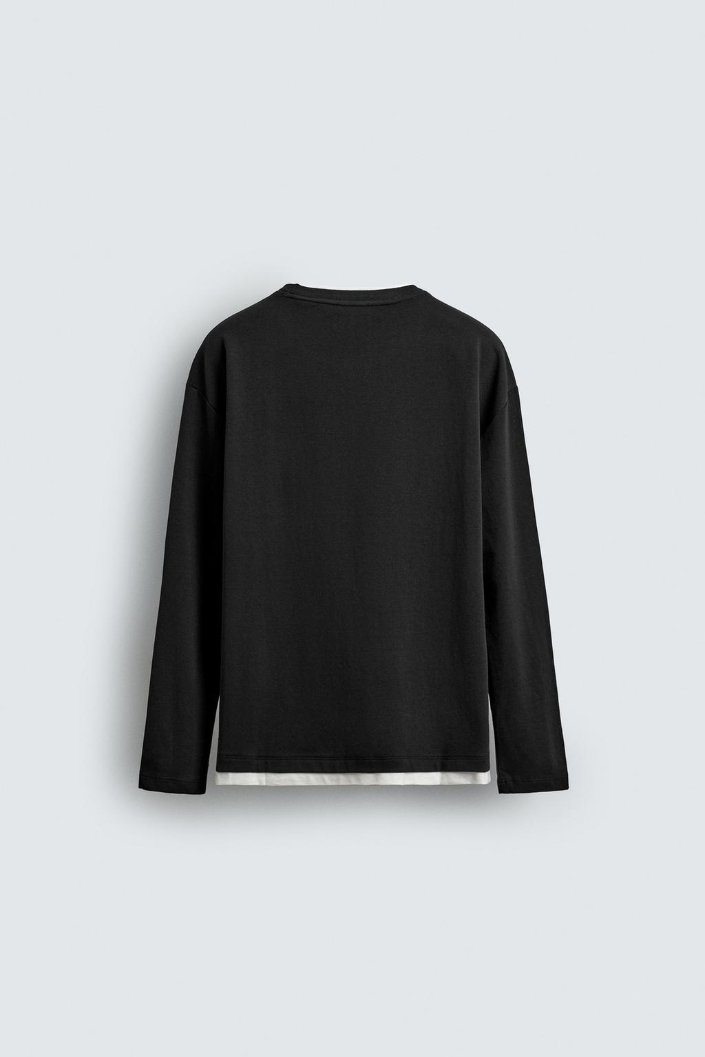 ФУТБОЛКА С ДВОЙНЫМИ КОНТРАСТНЫМИ ДЕТАЛЯМИ