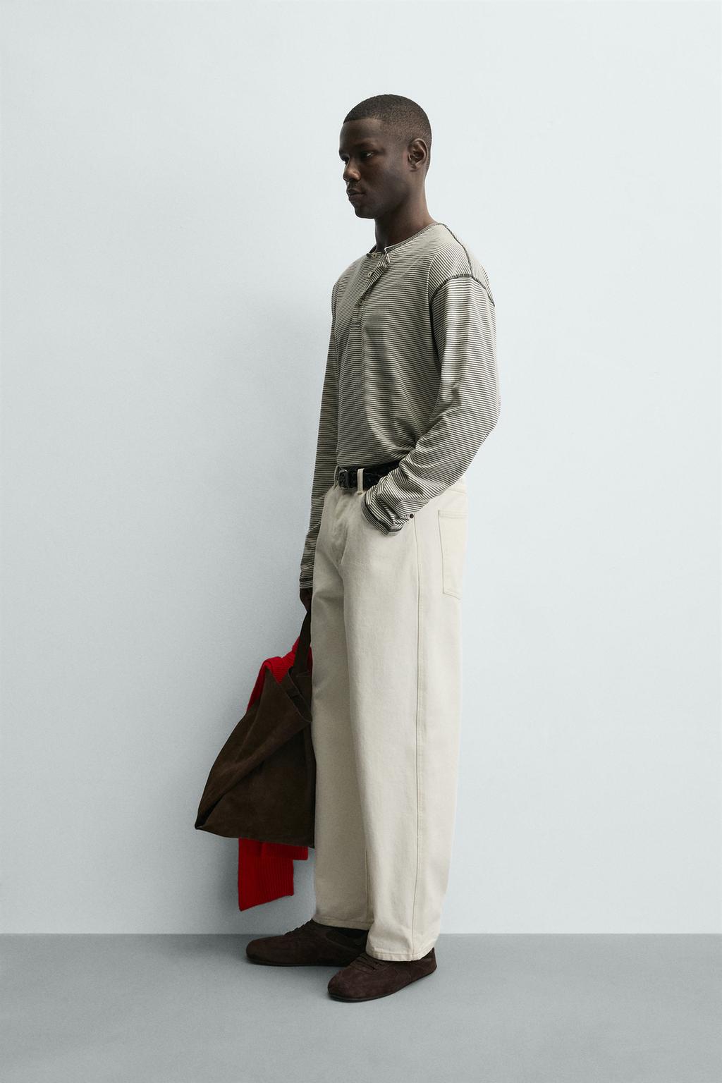 ФУТБОЛКА В ПОЛОСКУ С КРУГЛЫМ ВЫРЕЗОМ