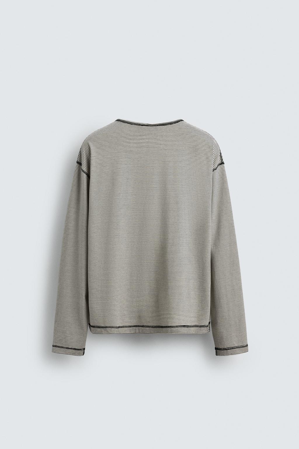 ФУТБОЛКА В ПОЛОСКУ С КРУГЛЫМ ВЫРЕЗОМ