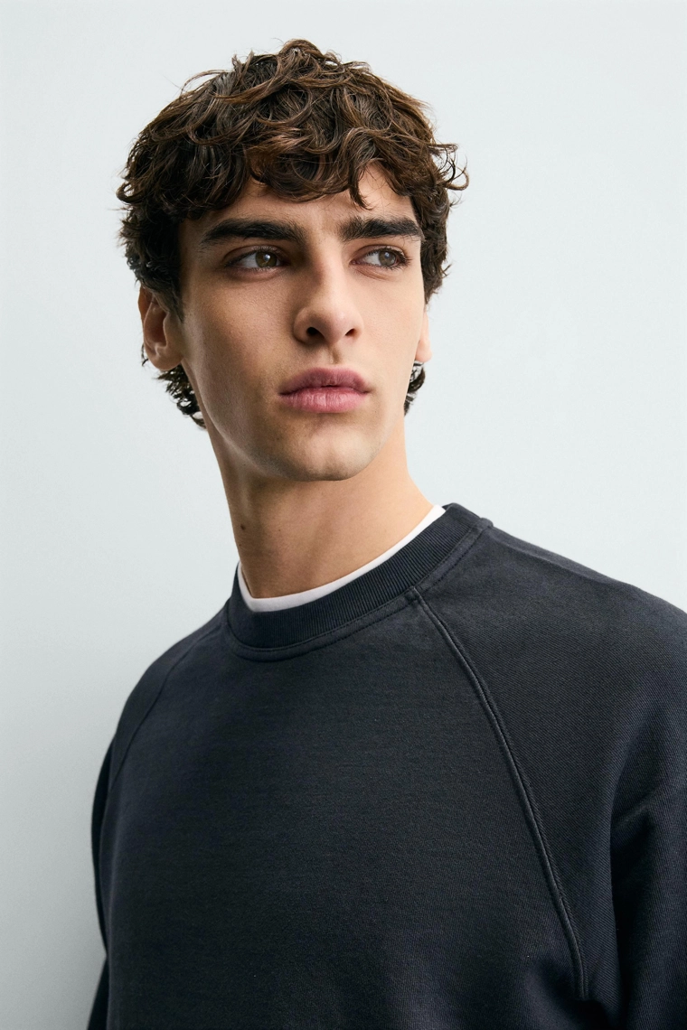 Основной выцветший толстовка с круглым вырезом