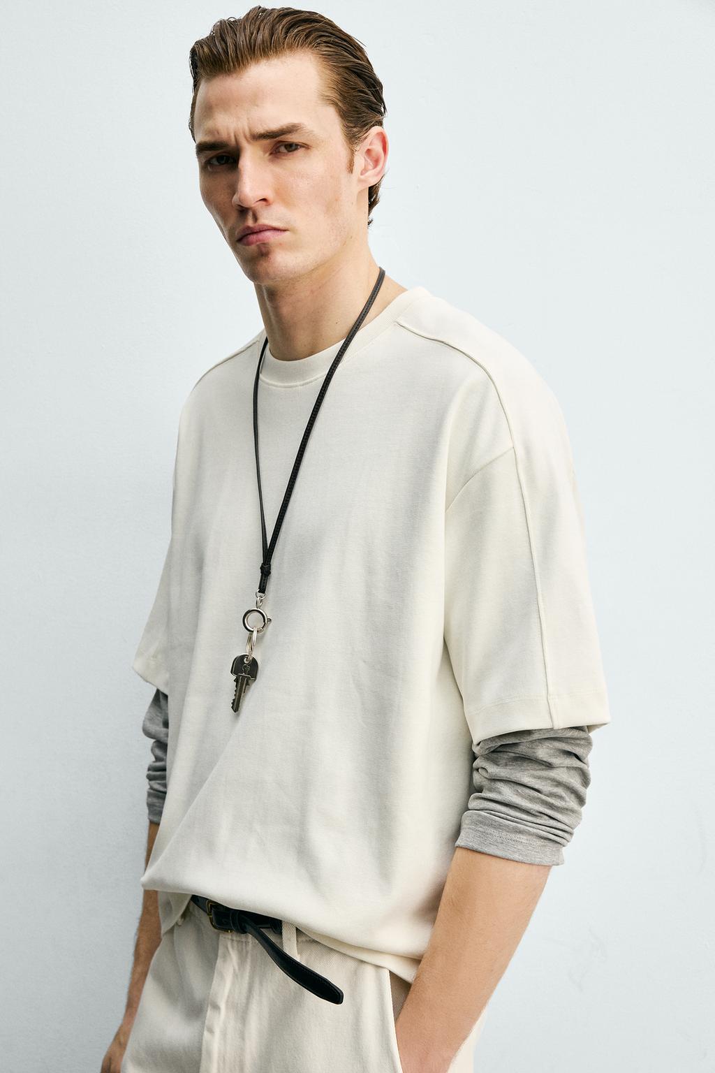 ТОЛСТОВКА ИЗ КОМПАКТНОЙ РЕЛЬЕФНОЙ ТКАНИ