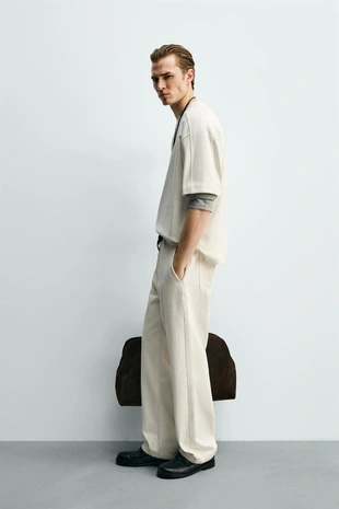 Толстовка из компактной рельефной ткани- Заказать в России