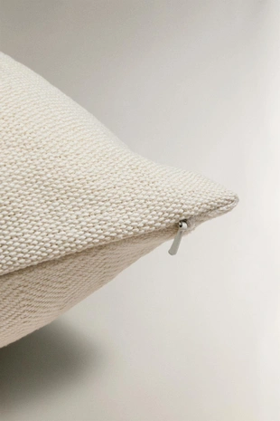 Чехол для подушки в рыбий костянка ZARA