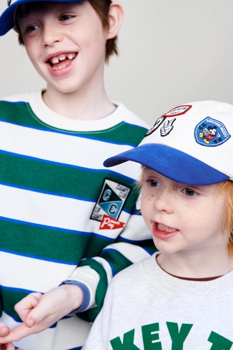 Кепка с нашивкой ©disney