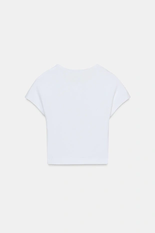 Укороченная футболка с короткими рукавами