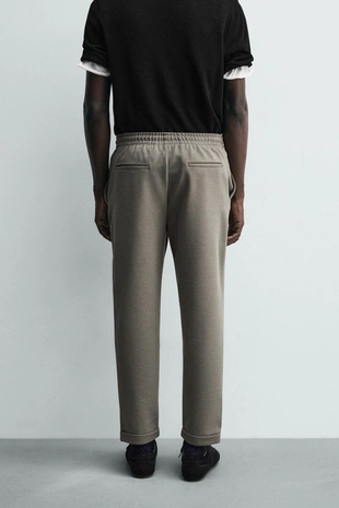 Брюки-джоггеры NON IRON комфортной посадки- Заказать в России