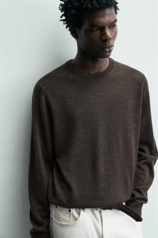 Шерстяной свитер классического кроя- Заказать в России