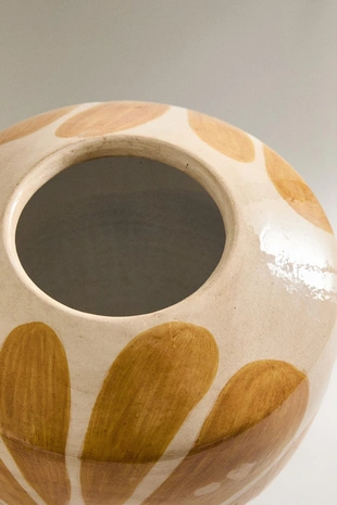 Терракотовая ваза с цветочным рисунком- Заказать в России