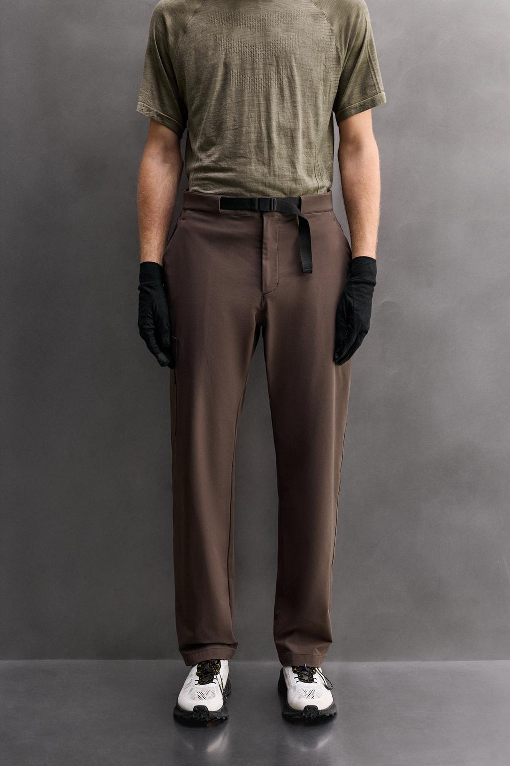 БРЮКИ-КАРГО ДЛЯ ТРЕККИНГА ИЗ ВЫСОКОТЕХНОЛОГИЧНОЙ ТКАНИ