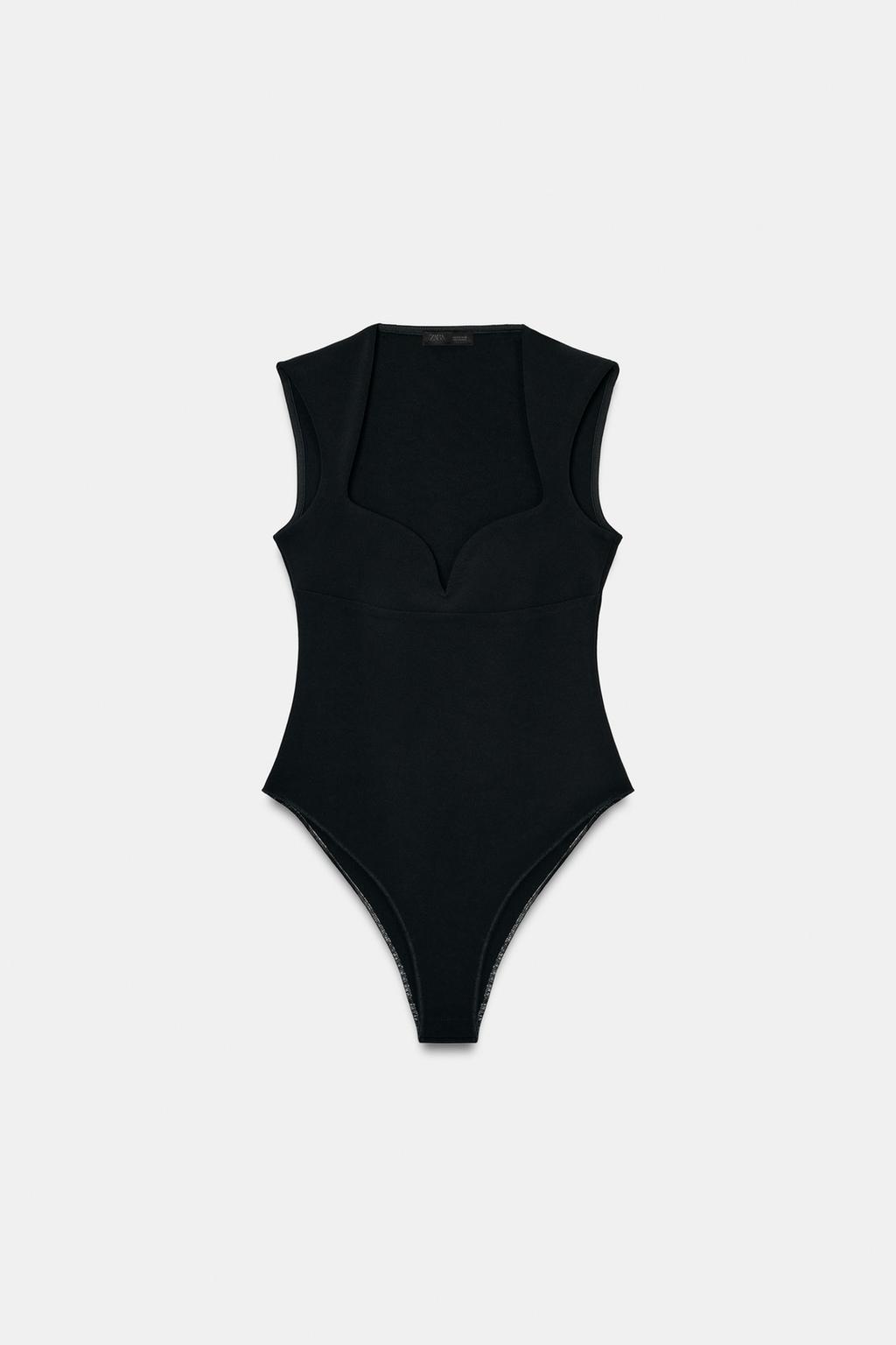 ЭЛАСТИЧНОЕ БОДИ С ВЫРЕЗОМ СЕРДЕЧКОМ