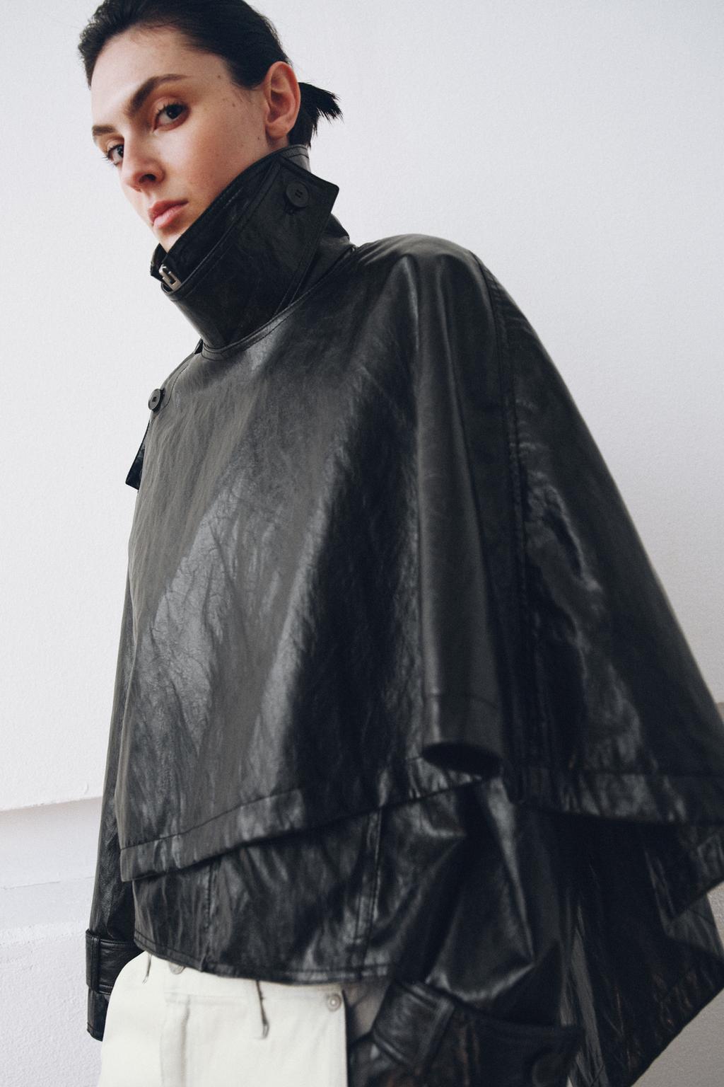 КУРТКА ИЗ ИСКУССТВЕННОЙ КОЖИ С ШАРФОМ — ZW COLLECTION