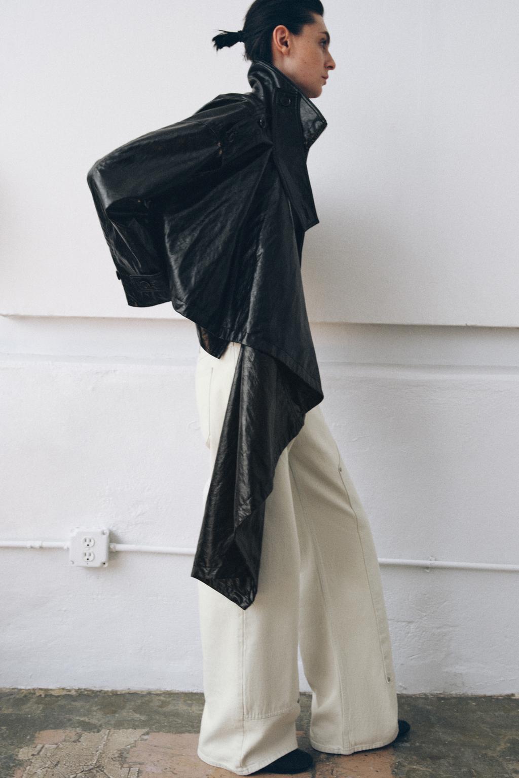 КУРТКА ИЗ ИСКУССТВЕННОЙ КОЖИ С ШАРФОМ — ZW COLLECTION