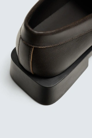 Строгие лоферы с планкой- Заказать в России