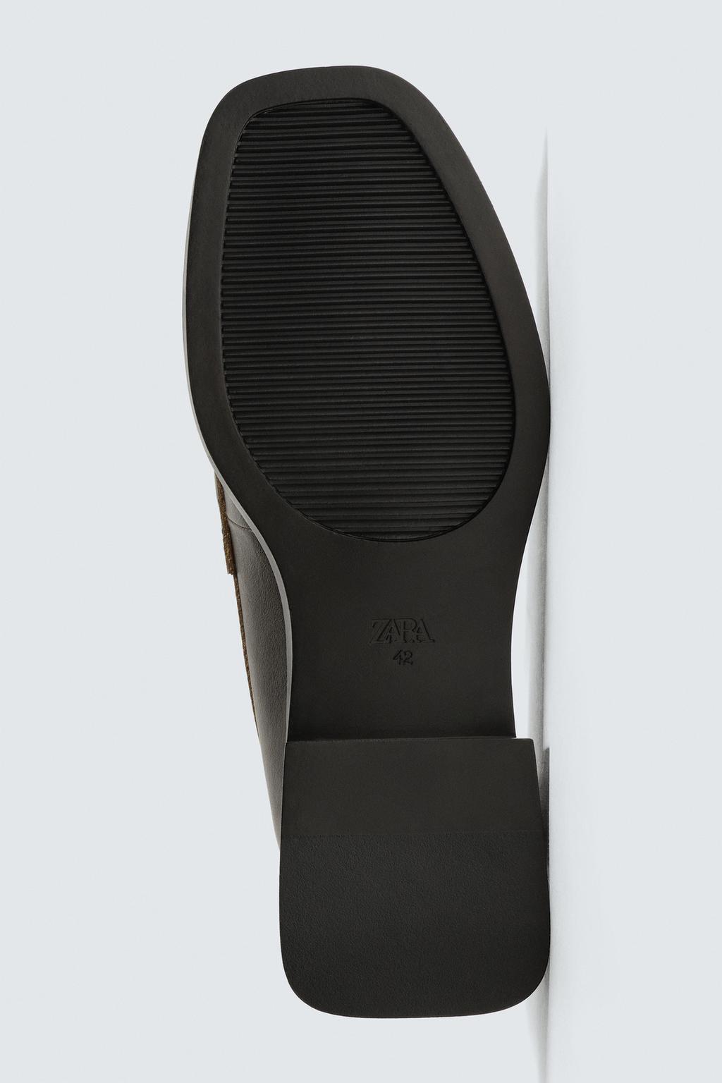 СТРОГИЕ ЛОФЕРЫ С ПЛАНКОЙ