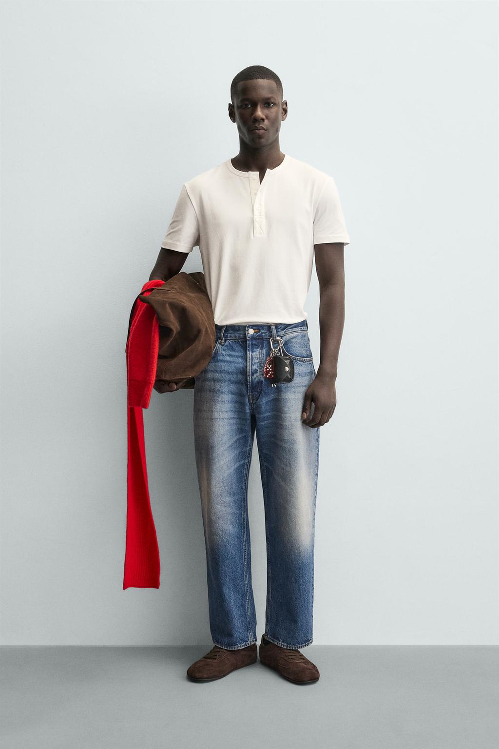 ФУТБОЛКА С ВОРОТНИКОМ НА ПУГОВИЦАХ