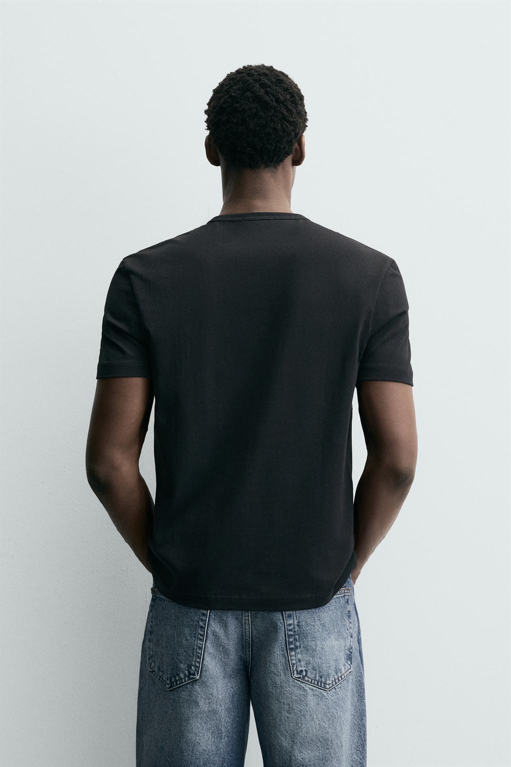 ФУТБОЛКА С ВОРОТНИКОМ НА ПУГОВИЦАХ