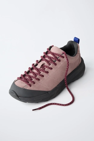 Технические кроссовки- Заказать в России