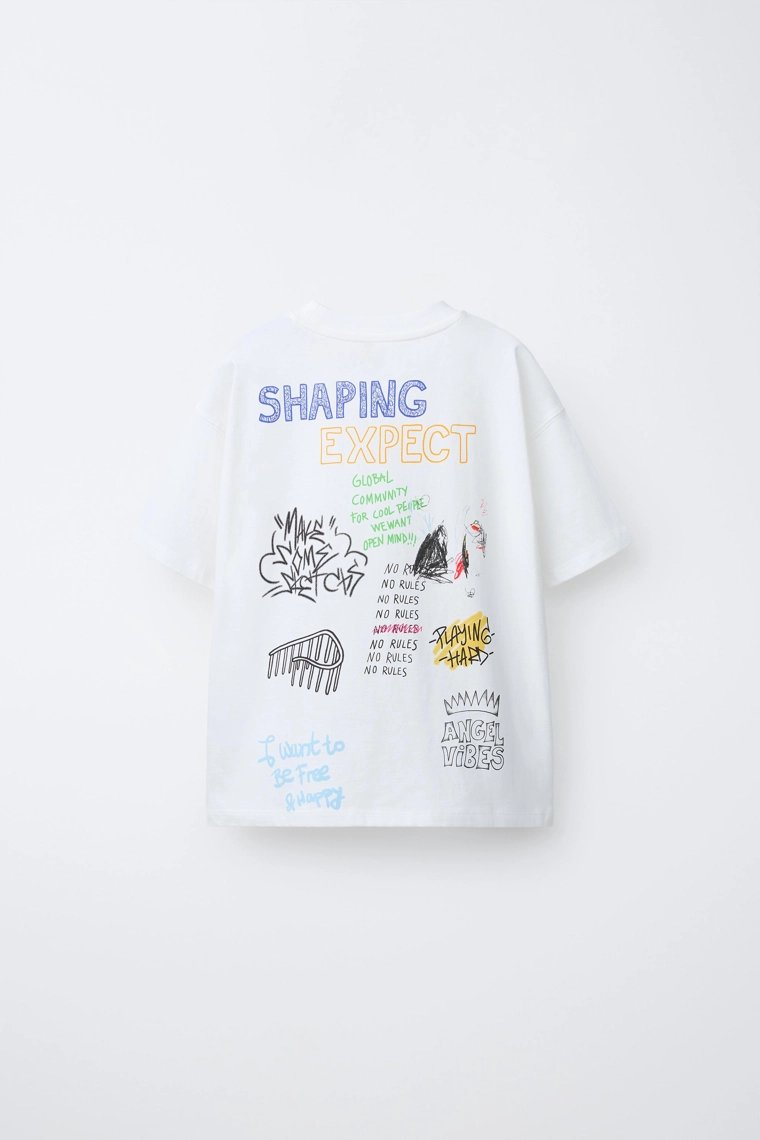 Футболка с круглым вырезом и короткими рукавами