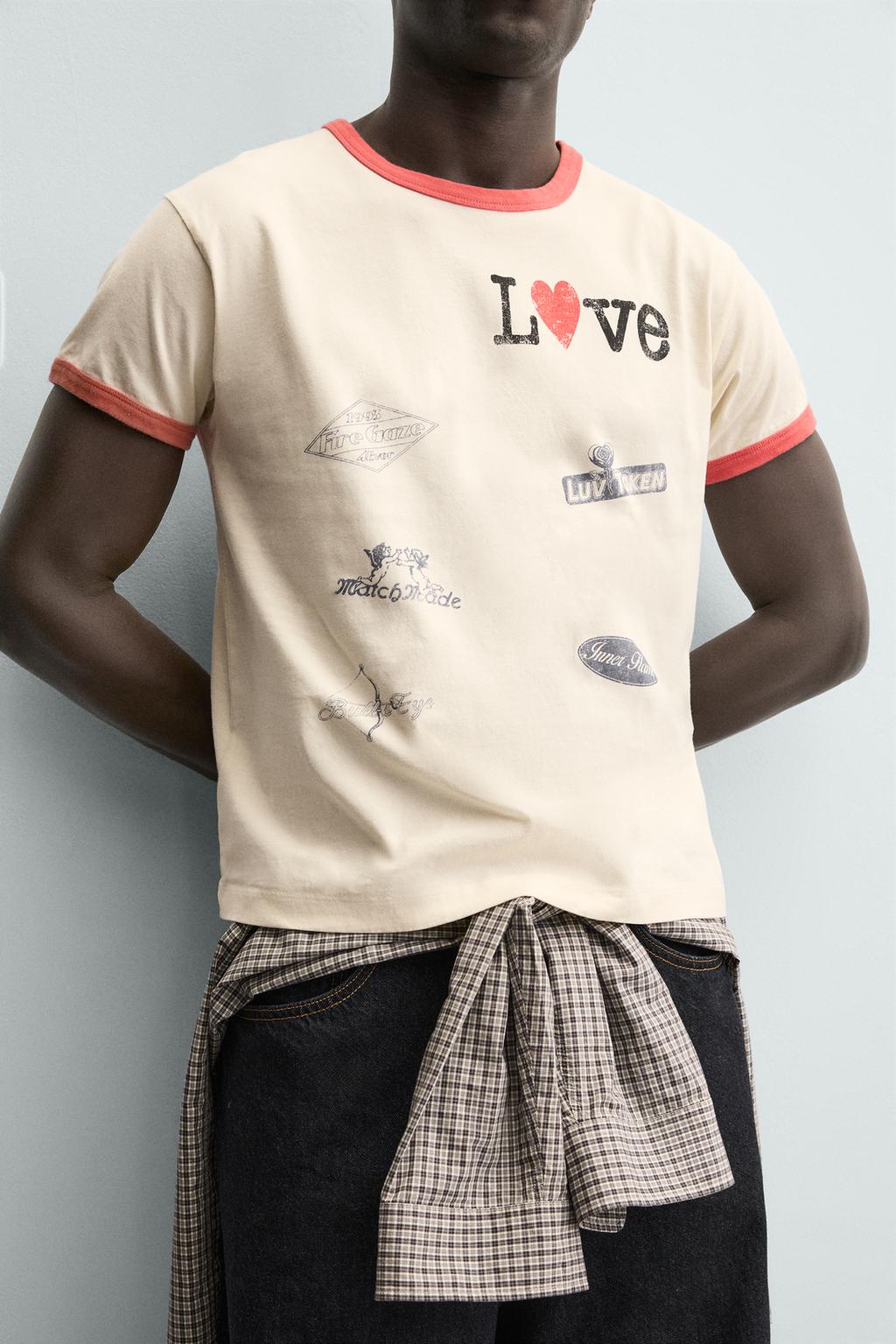 ФУТБОЛКА В РУБЧИК С КОНТРАСТНЫМ СЕРДЦЕМ