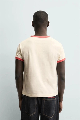 Футболка в рубчик с контрастным сердцем- Заказать в России