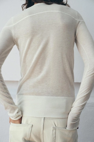 Тонкий свитер из смесовой шерсти