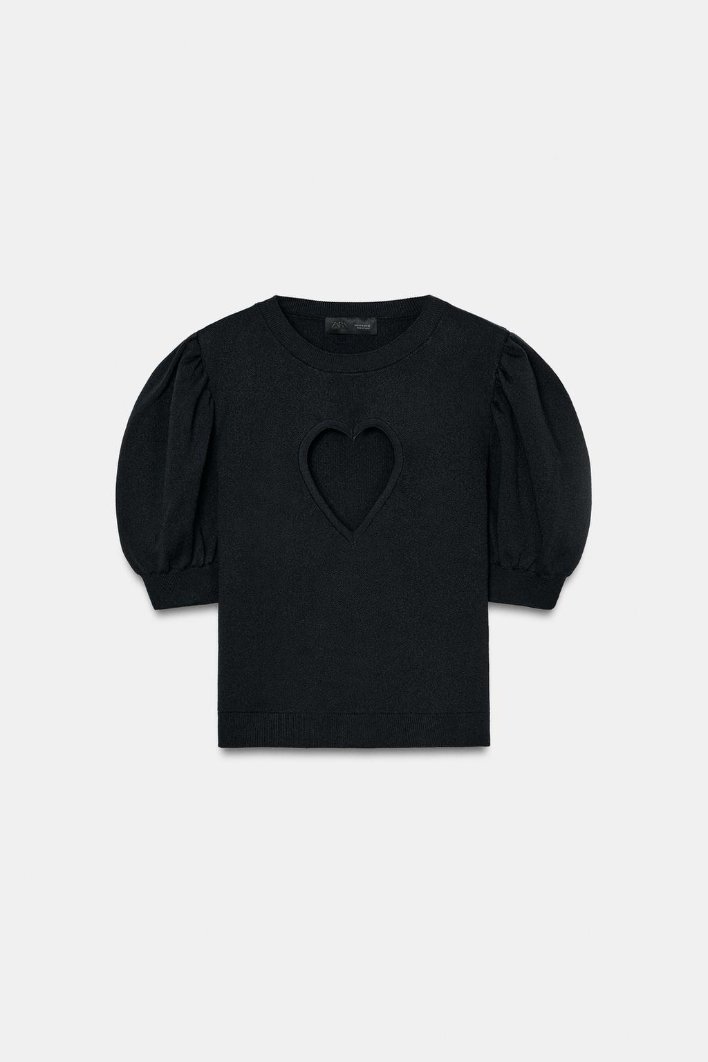 СВИТЕР С ВЫРЕЗОМ «СЕРДЦЕ»