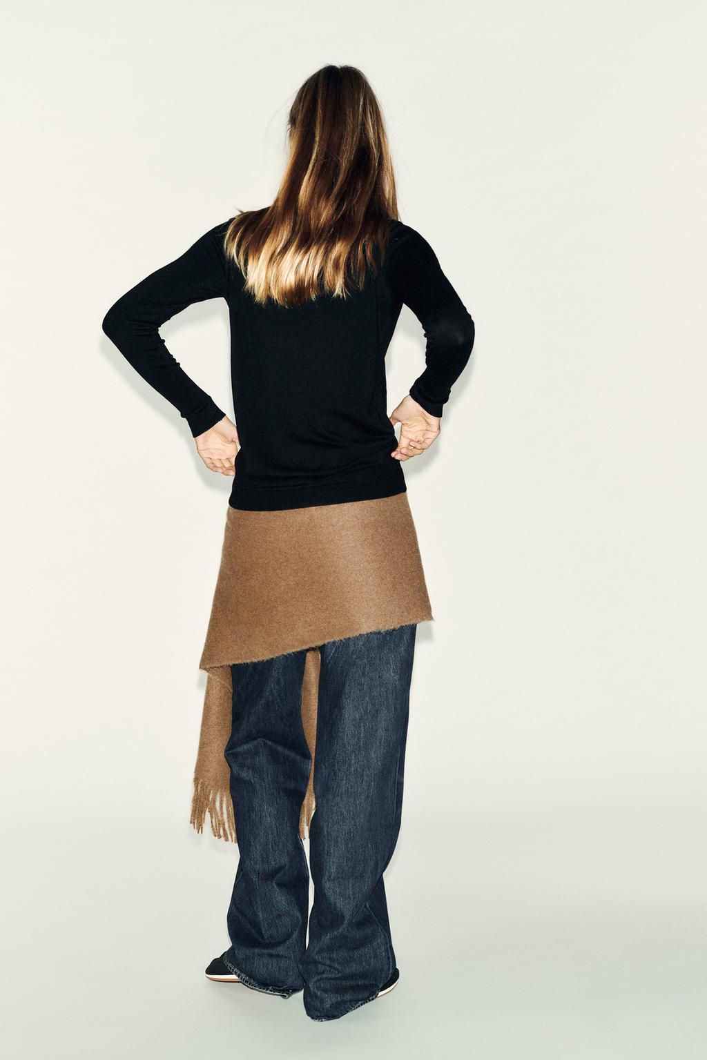 БАЗОВЫЙ ОДНОТОННЫЙ СВИТЕР