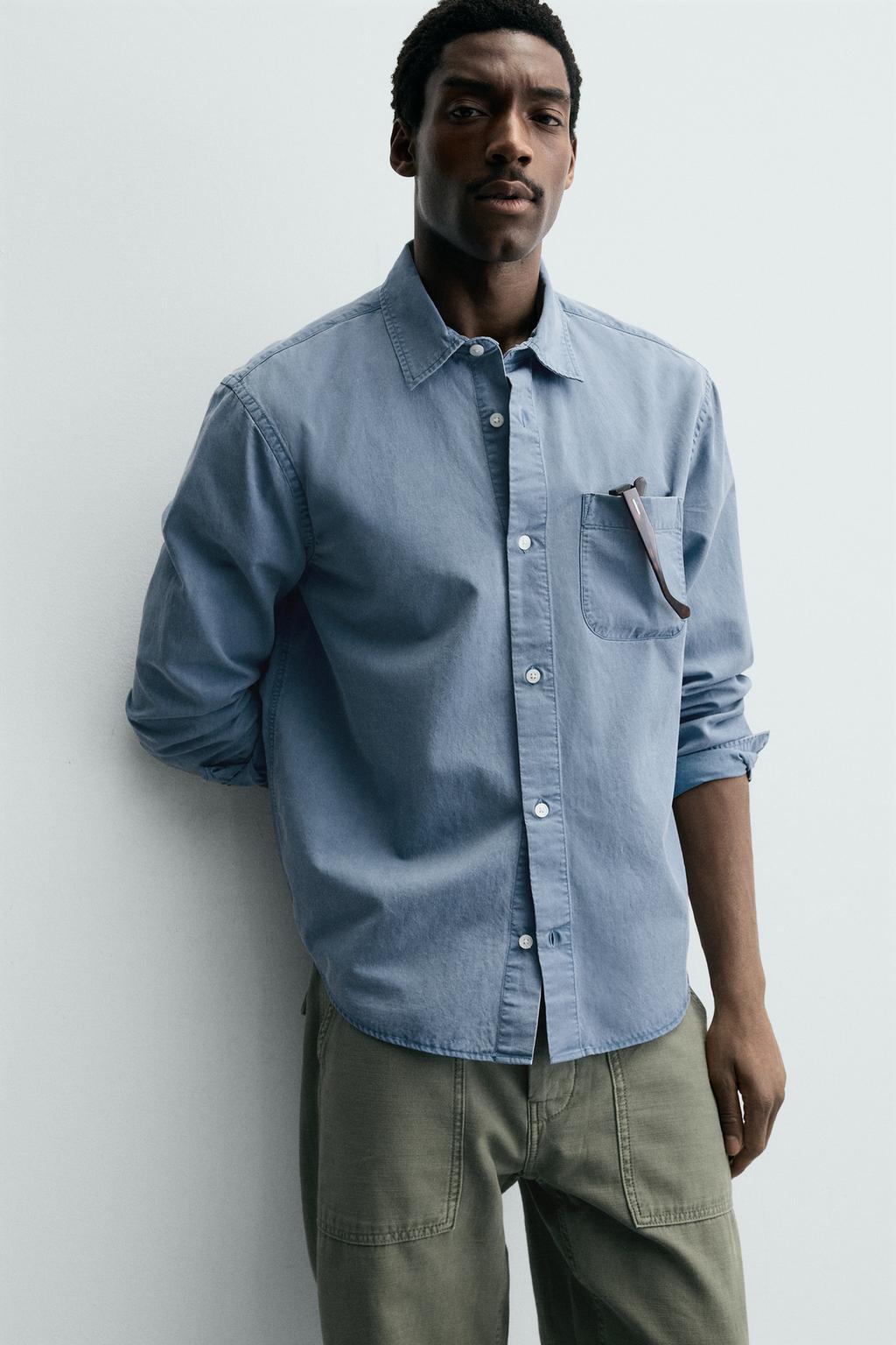 РУБАШКА С ЭФФЕКТОМ ПОТЕРТОСТИ ИЗ СТРУЯЩЕЙСЯ ТКАНИ