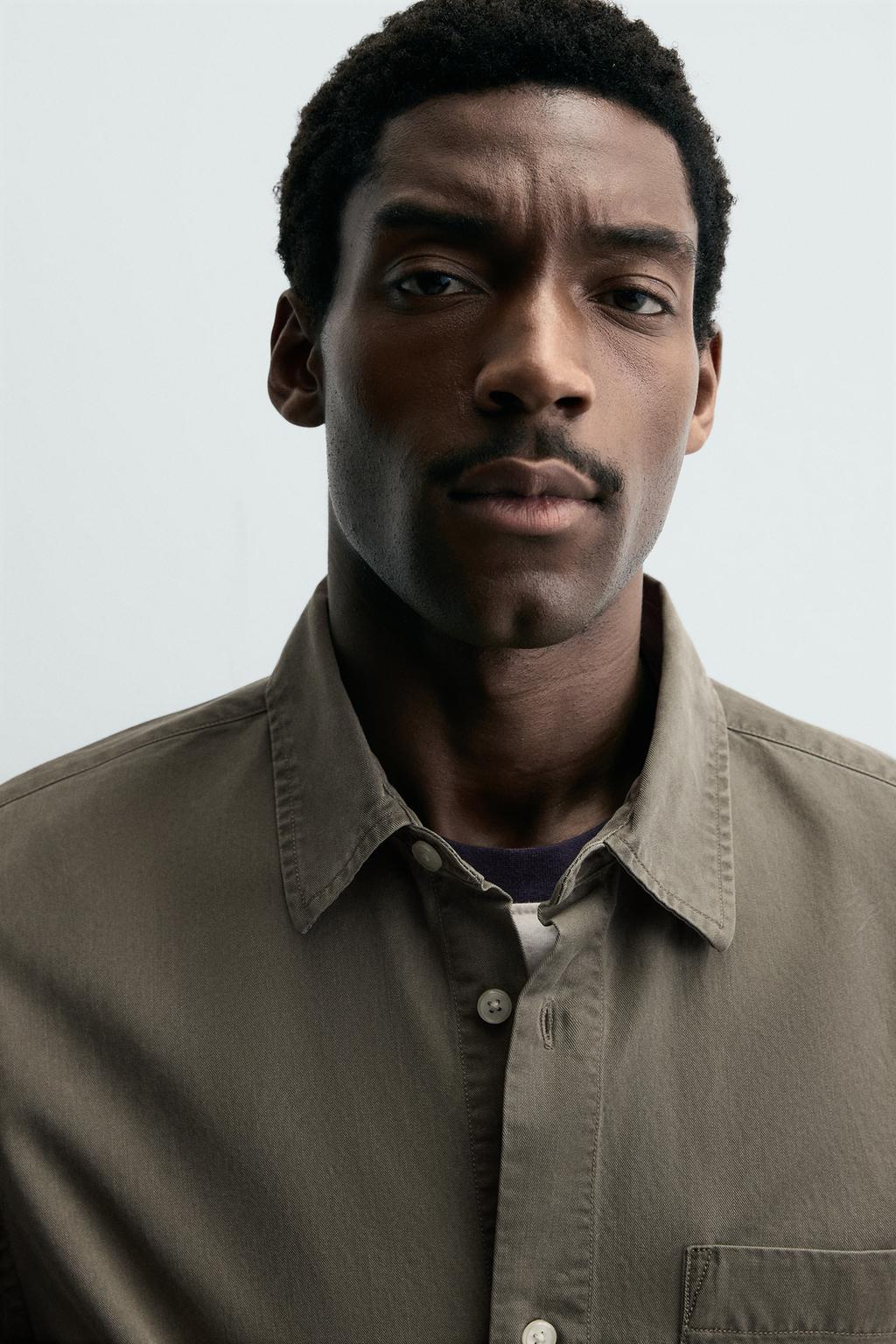 РУБАШКА ИЗ СТРУЯЩЕЙСЯ ТКАНИ С ЭФФЕКТОМ ПОТЕРТОСТИ