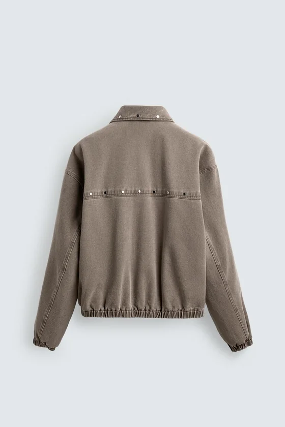 Куртка  relaxed fit с заклепками