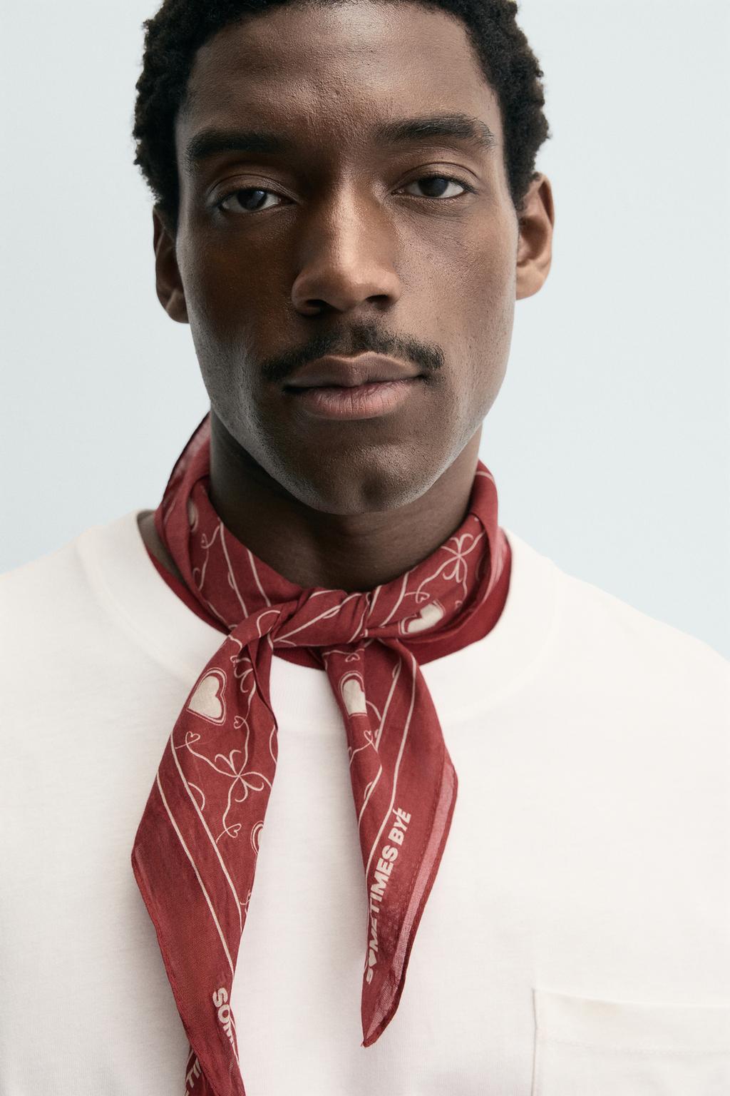 БАНДАНА С ПРИНТОМ СЕРДЕЧЕК