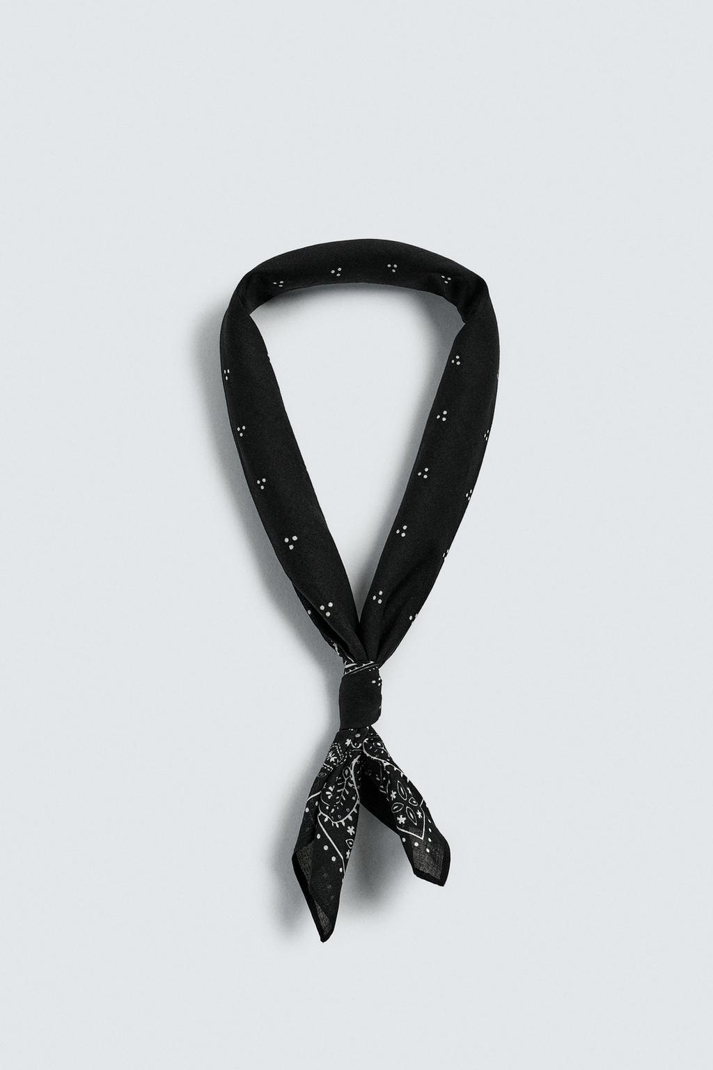 БАНДАНА С ПРИНТОМ ПЕЙСЛИ