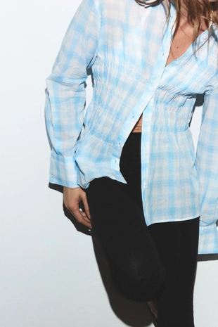 Рубашка с эластичными вставками в клетку- Заказать в России